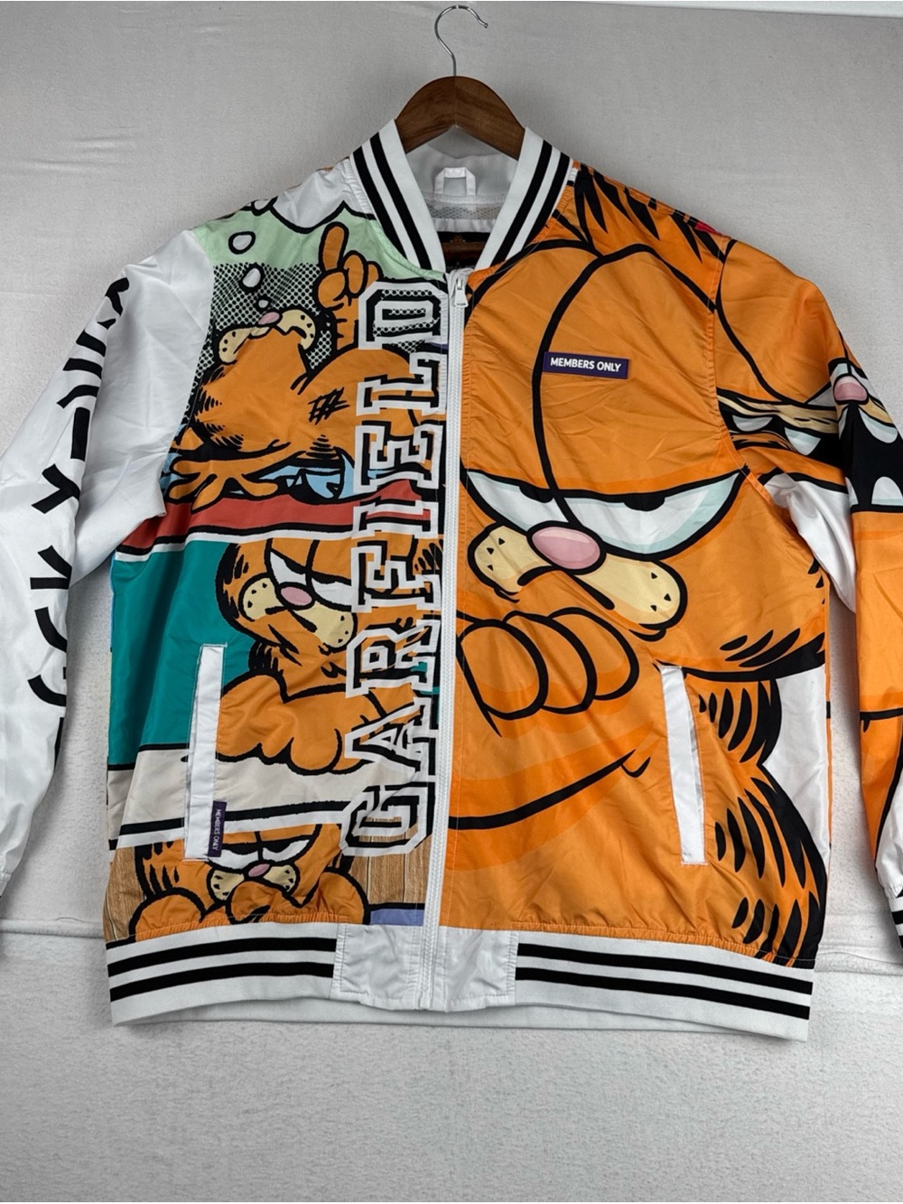 Garfield x Members Only Mens Windbreaker Bomber Jacket Graphic Print XL Cartoon